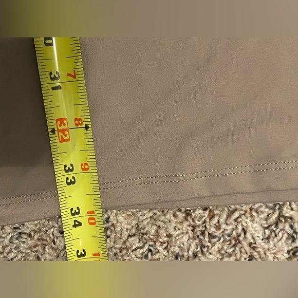 Zenana Rolled Short Sleeve V-Neck Dress with Pockets. Mocha. Size Small - Picture 7 of 7